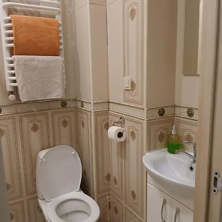 On Kulisha 41 Apartment *